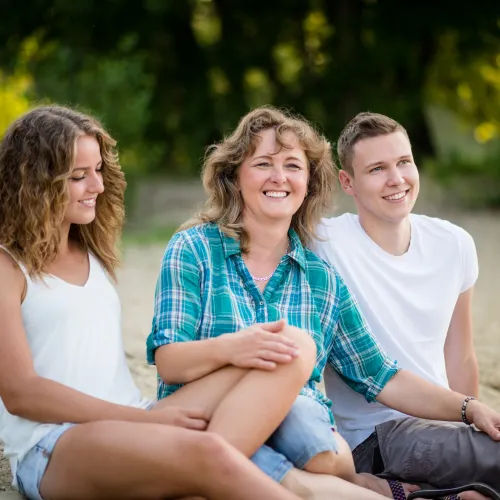 Dealing with your parents' divorce is tough, especially for teens.